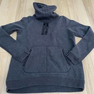 Lululemon Sweatshirt Womens Gray Cowl Neck Fleece Lined Avenue Casual Gym